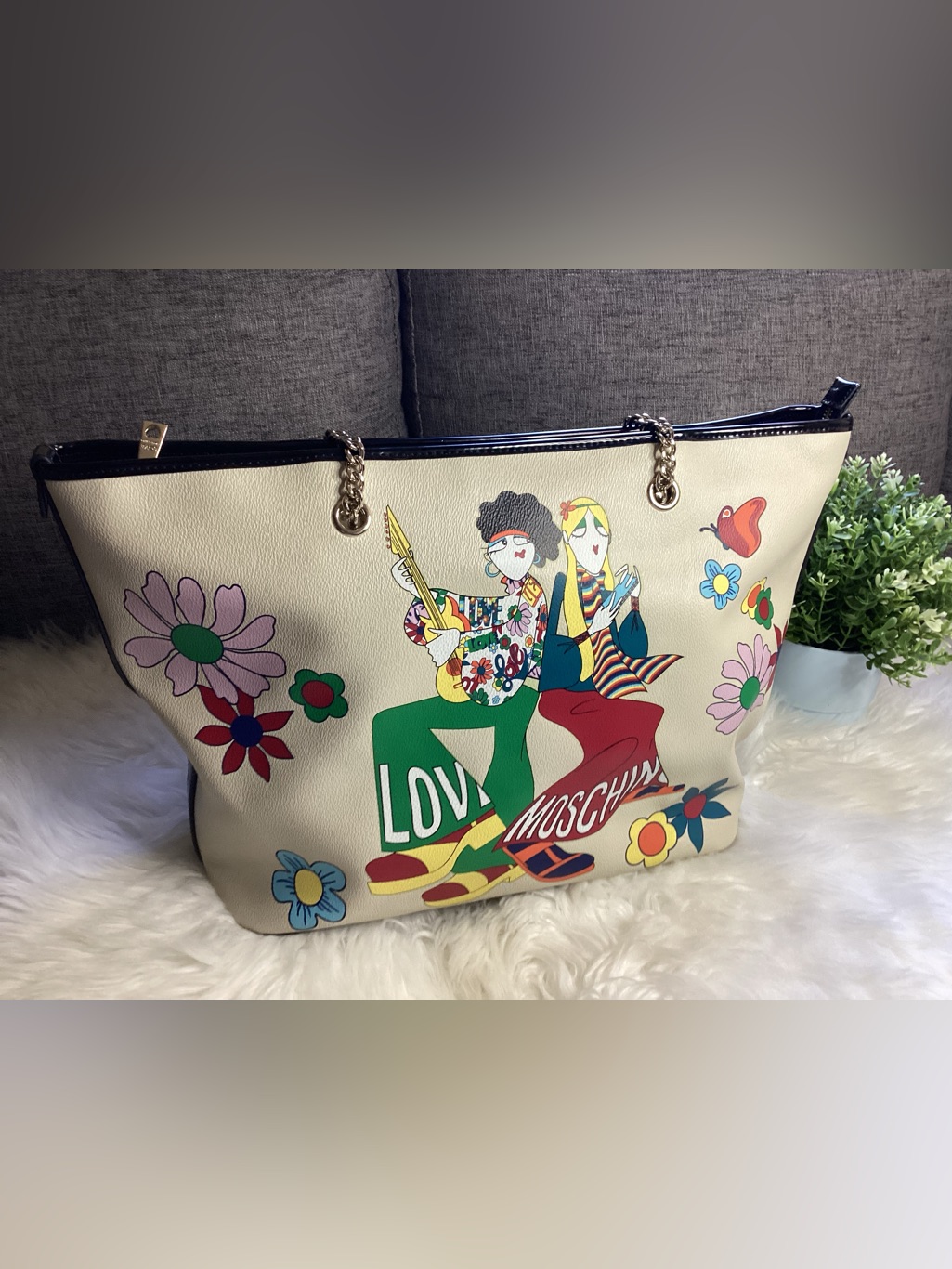 Love Moschino Flower Power Graphic Tote Bag